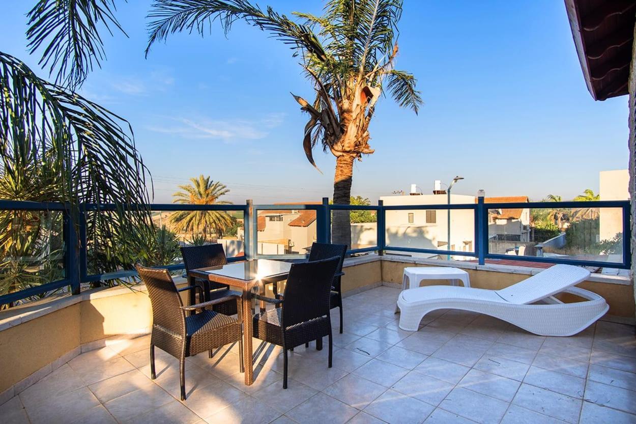 Nof Glili Mansion Villa Yavne'el Exterior photo