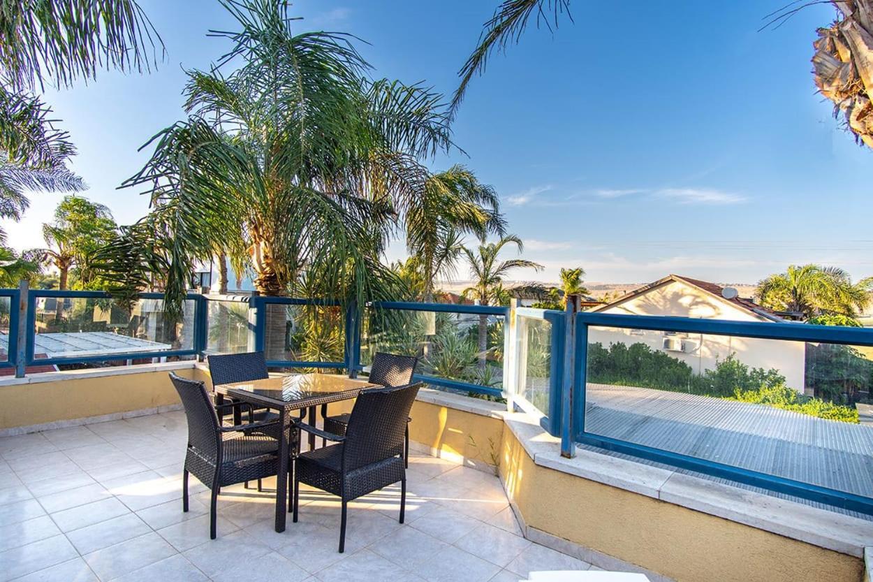 Nof Glili Mansion Villa Yavne'el Exterior photo